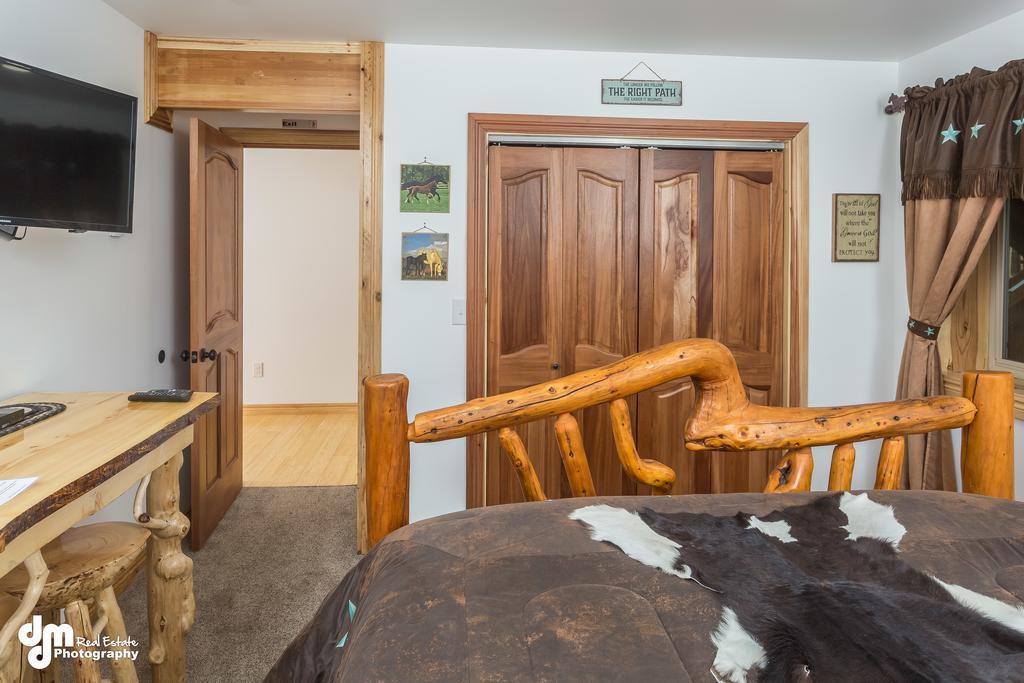 Alaska Knotty Pine B&B Palmer Extérieur photo