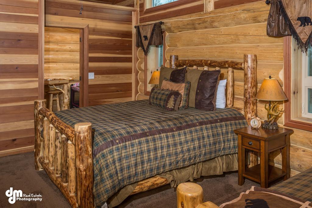 Alaska Knotty Pine B&B Palmer Extérieur photo